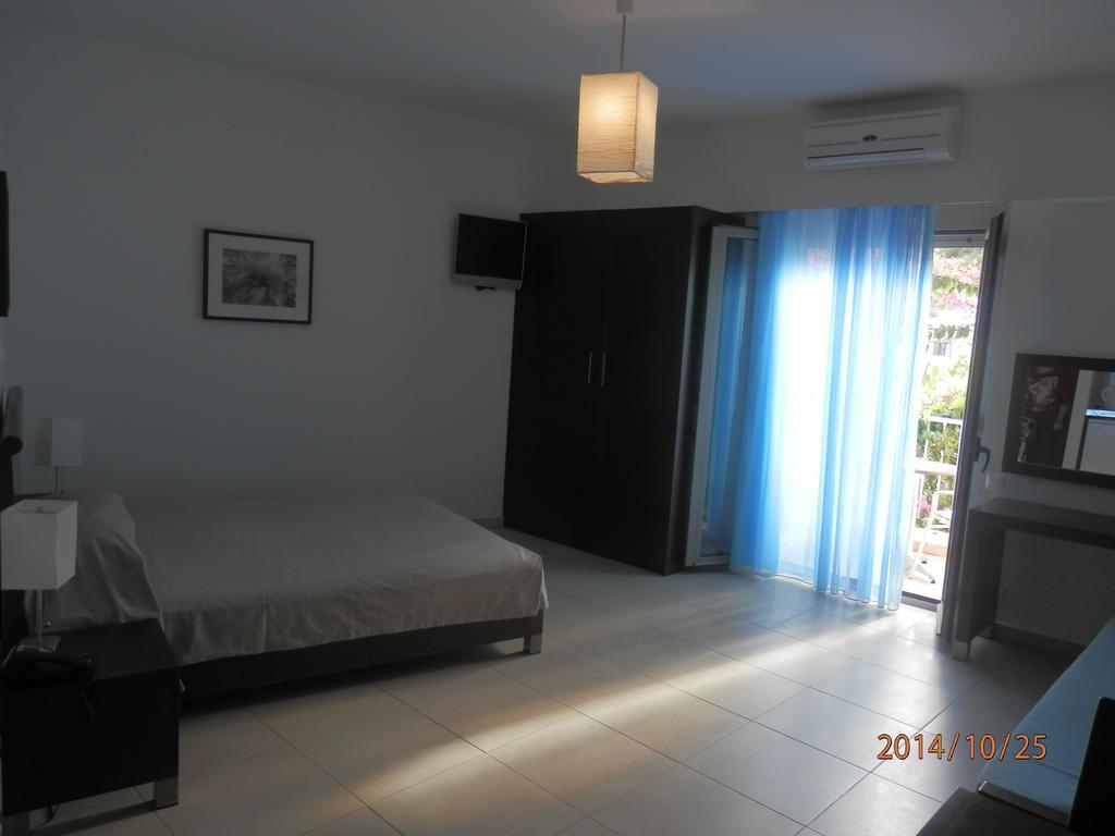 איה גליני Glaros Hotel Apartment חדר תמונה